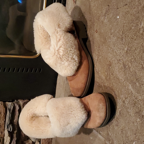 UGG Ankle Boots - Picture 2 of 10